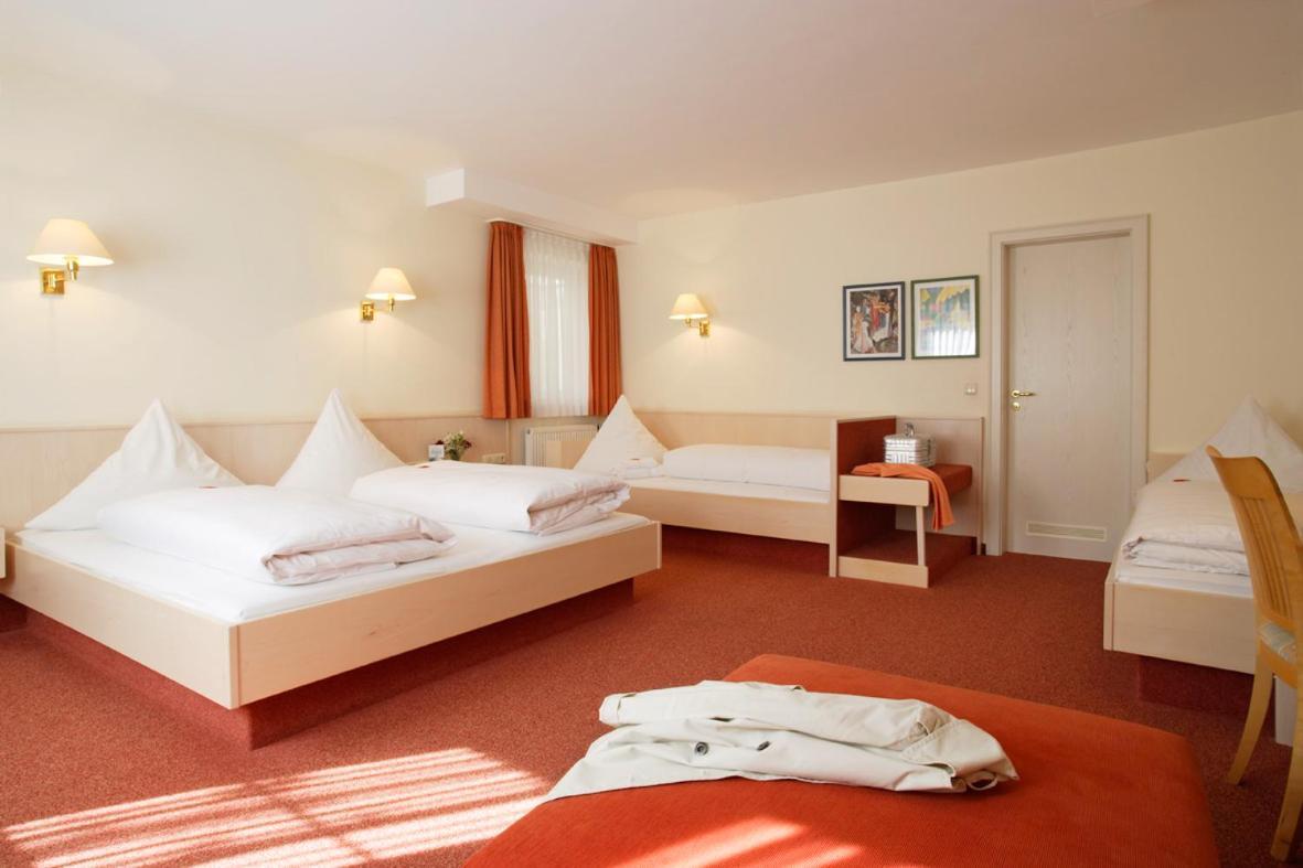 Landhotel Huberhof Allershausen Luaran gambar